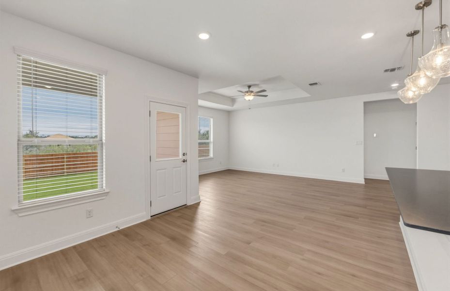 Spacious, unfurnished interior of a new home in Saddleback at Santa Rita Ranch, Liberty Hill (Image 40).