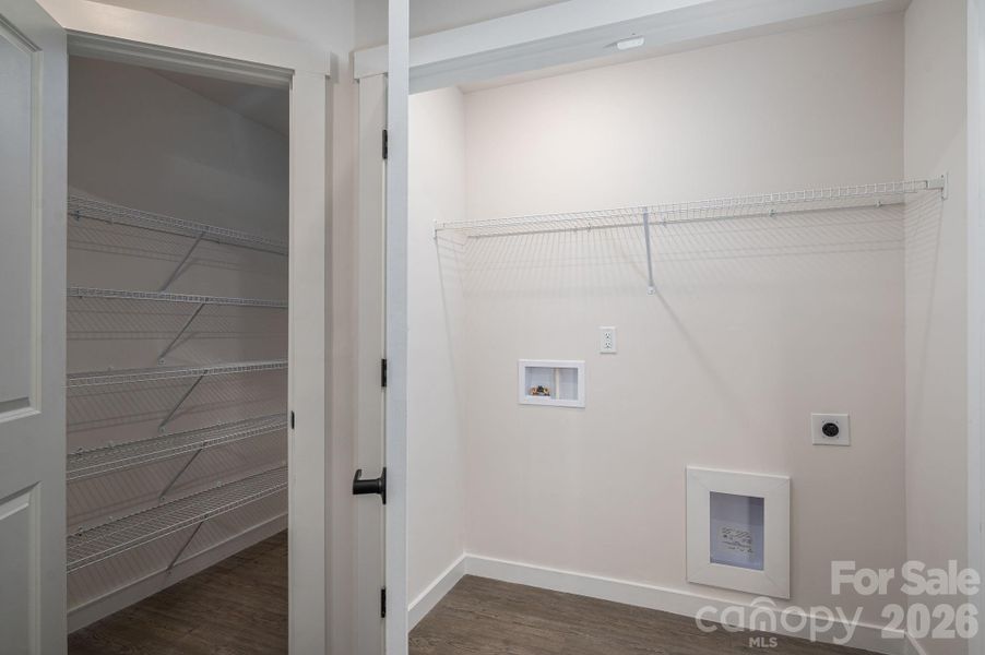 Spacious, unfurnished interior of a new home in , Hickory (Image 4).