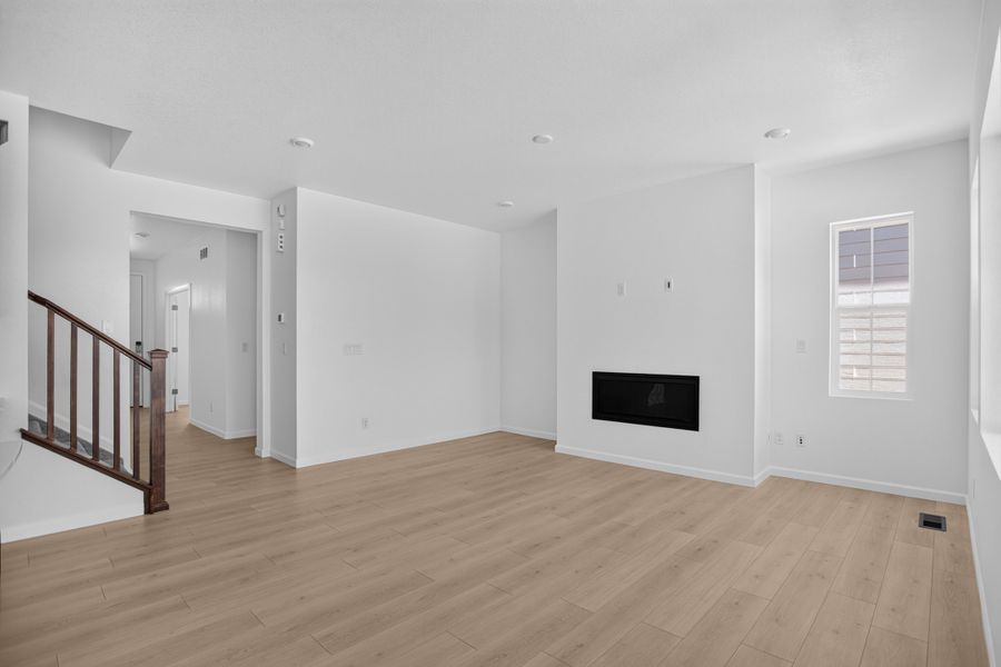 Spacious, unfurnished interior of a new home in Sterling Ranch Ascent Village, Littleton (Image 18). Spacious, unfurnished interior of a new home in Sterling Ranch Ascent Village, Littleton (Image 18).