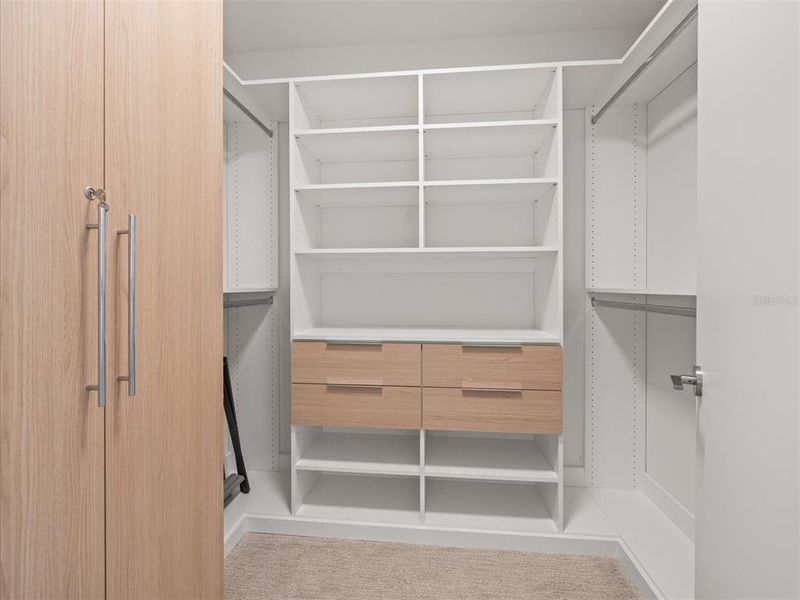 Image 89 of a home in .