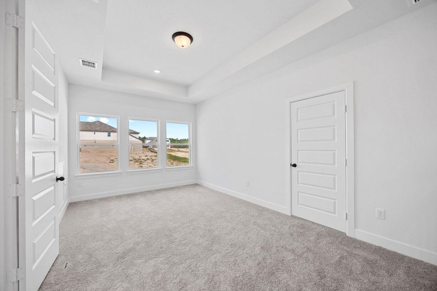 Representative image. Features, specifications, selections and colors may vary. Representative image. Features, specifications, selections and colors may vary.