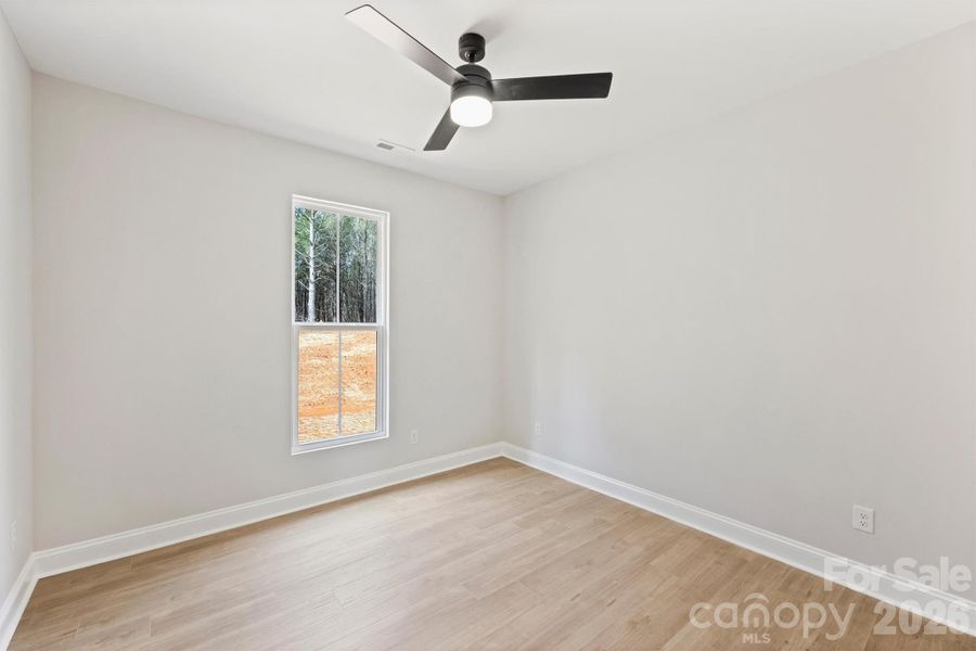 Spacious, unfurnished interior of a new home in , Lincolnton (Image 28).