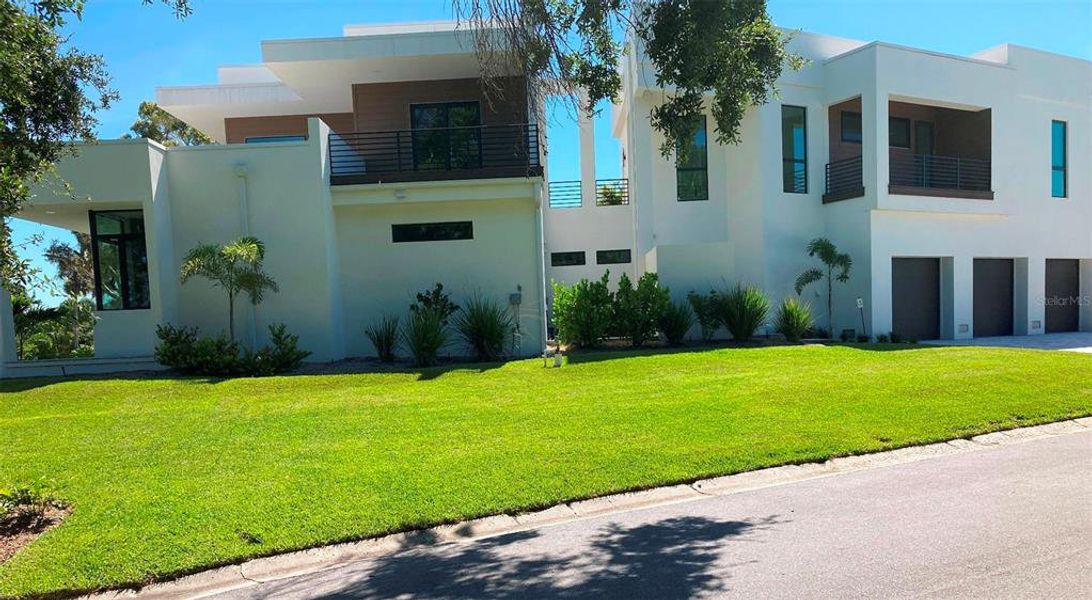 Side View Of 2110 Michele Drive - Spacious lot Side View Of 2110 Michele Drive - Spacious lot