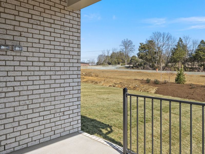 Exterior details and patio area of a home in Benders Cove, Mount Juliet (Image 4).