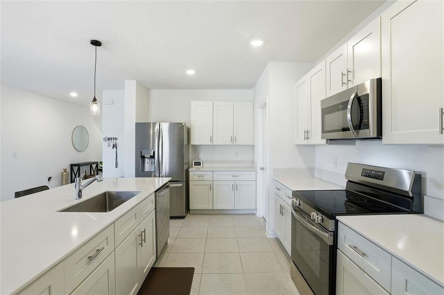 Furnished interior view inside a new home in Westview, Kissimmee (Image 9).
