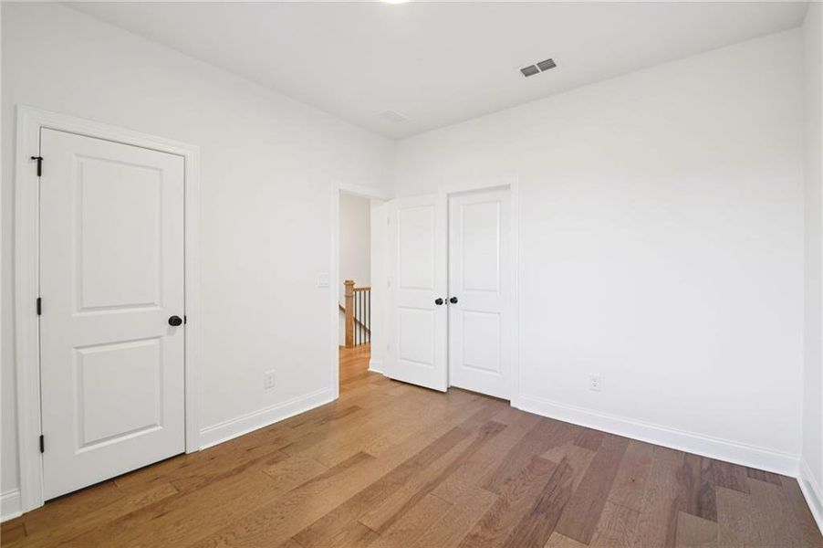Spacious, unfurnished interior of a new home in Ward's Crossing Townhomes, Johns Creek (Image 61).