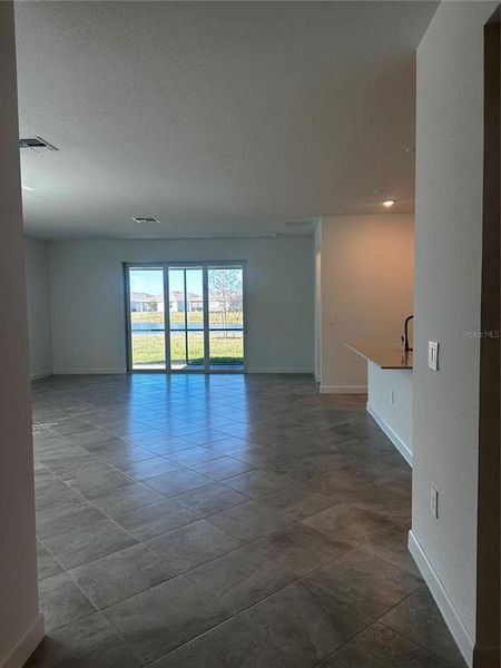 Spacious, unfurnished interior of a new home in Island Lakes at Coco Bay: Executive Homes, Englewood (Image 11). Spacious, unfurnished interior of a new home in Island Lakes at Coco Bay: Executive Homes, Englewood (Image 11).