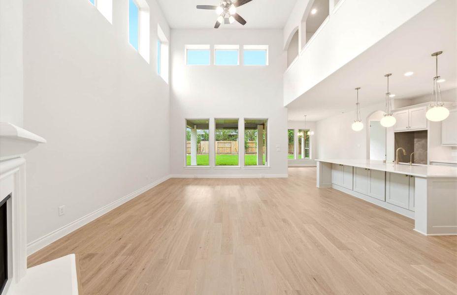 Spacious, unfurnished interior of a new home in Bridgeland 60′, Cypress (Image 29).
