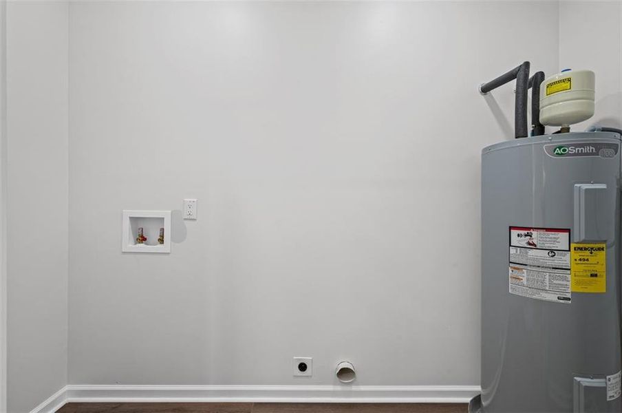 Spacious, unfurnished interior of a new home in , Rome (Image 19). Spacious, unfurnished interior of a new home in , Rome (Image 19).