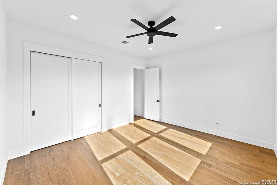 Spacious, unfurnished interior of a new home in , Boerne (Image 25).