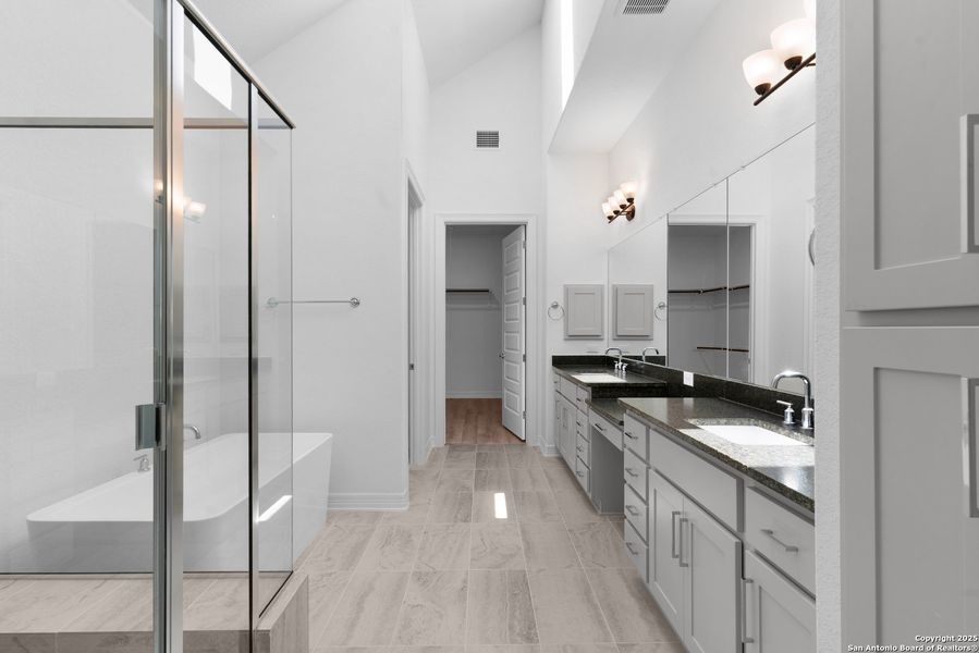 Furnished interior view inside a new home in Ranches at Creekside, Boerne (Image 5). Furnished interior view inside a new home in Ranches at Creekside, Boerne (Image 5).