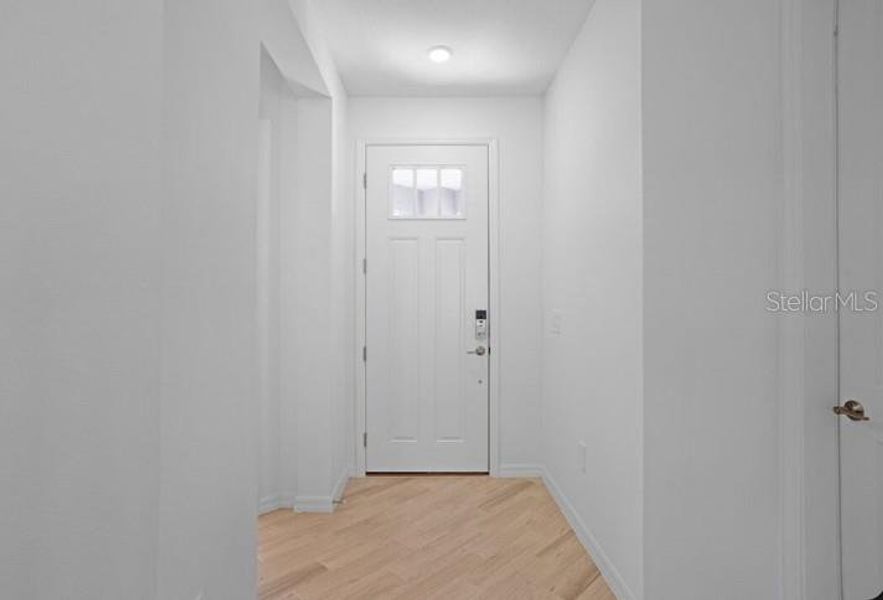Spacious, unfurnished interior of a new home in Center Lake Ranch Community Group Page, St. Cloud (Image 10).