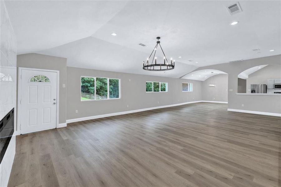 Spacious, unfurnished interior of a new home in , Dallas (Image 30). Spacious, unfurnished interior of a new home in , Dallas (Image 30).