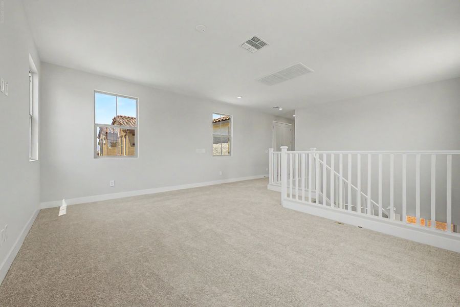 Spacious, unfurnished interior of a new home in Bella Storia, Gilbert (Image 12).