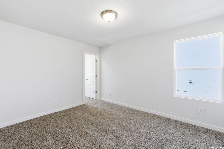Spacious, unfurnished interior of a new home in Talley Fields, San Antonio (Image 36).