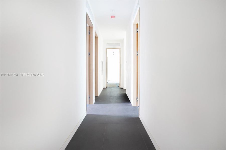 Spacious, unfurnished interior of a new home in , Miami (Image 18).