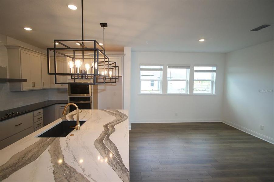 Spacious, unfurnished interior of a new home in Weslyn Park in Sunbridge 34', St. Cloud (Image 13).