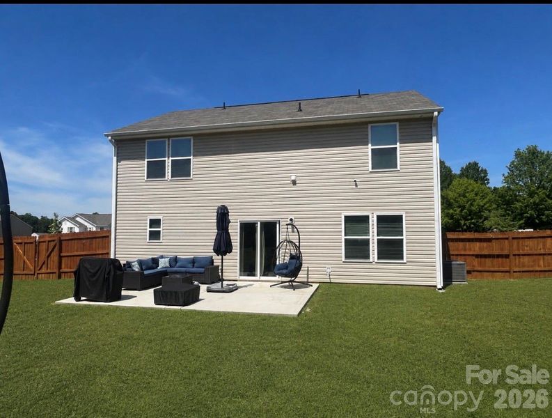 Exterior details and patio area of a home in , Lexington (Image 21).