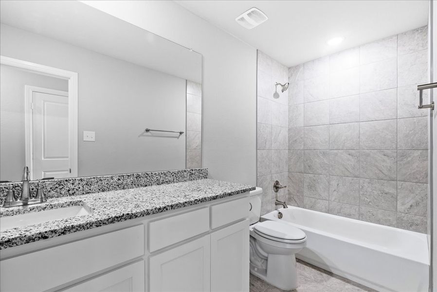 Representative furnished interior of a home built from the The Bradford by Doug Parr Custom Homes in Fair Oaks, Runaway Bay (Image 16). Representative furnished interior of a home built from the The Bradford by Doug Parr Custom Homes in Fair Oaks, Runaway Bay (Image 16).