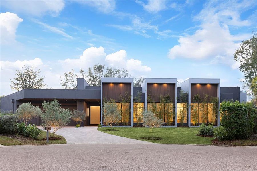 Image 17 of a home in .