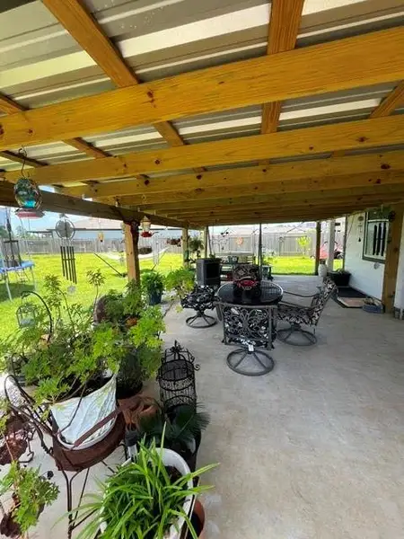 Community amenities in Granger Pines, Conroe (Image 24).