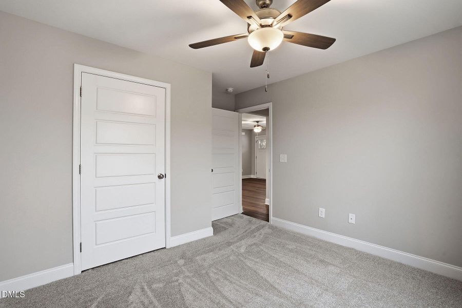 23-web-or-mls-244 Rae St-74