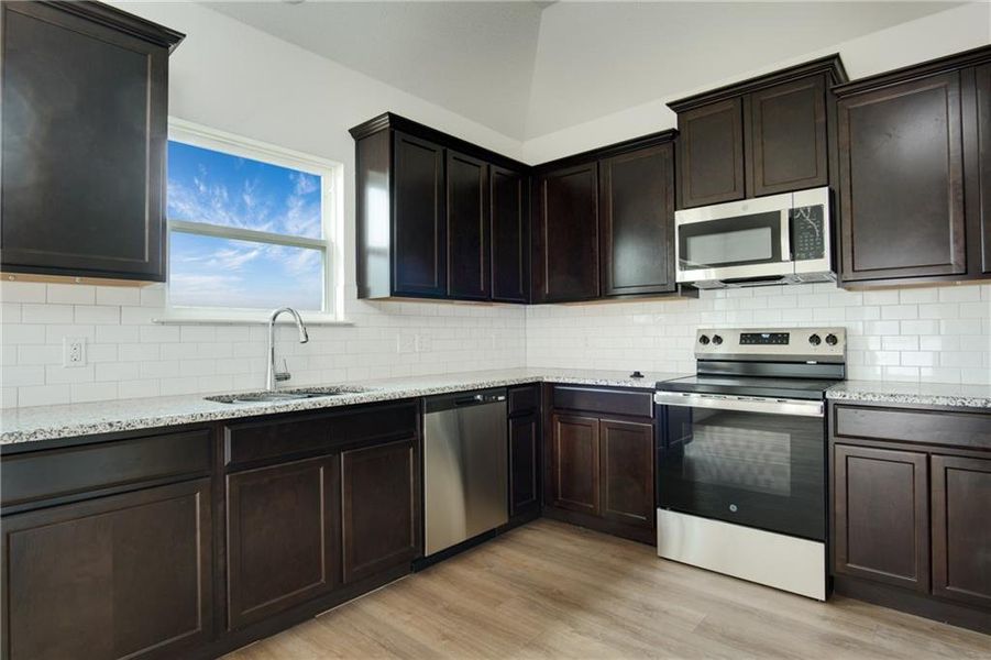 Furnished interior view inside a new home in , Temple (Image 5).