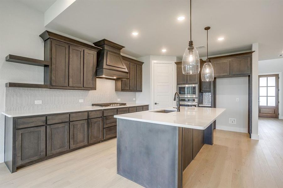 Furnished interior view inside a new home in Talon Hills, Fort Worth (Image 10). Furnished interior view inside a new home in Talon Hills, Fort Worth (Image 10).