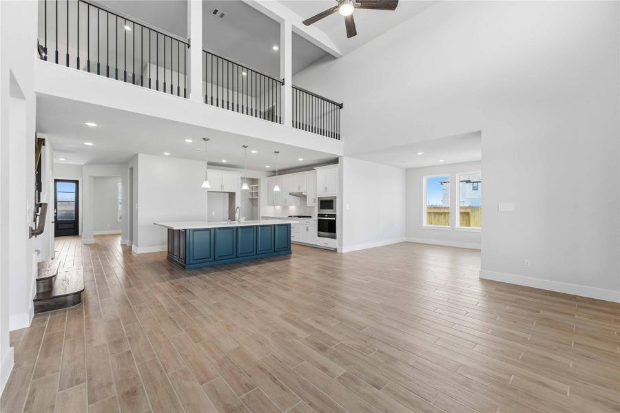 Spacious, unfurnished interior of a new home in Valencia, Manvel (Image 29). Spacious, unfurnished interior of a new home in Valencia, Manvel (Image 29).