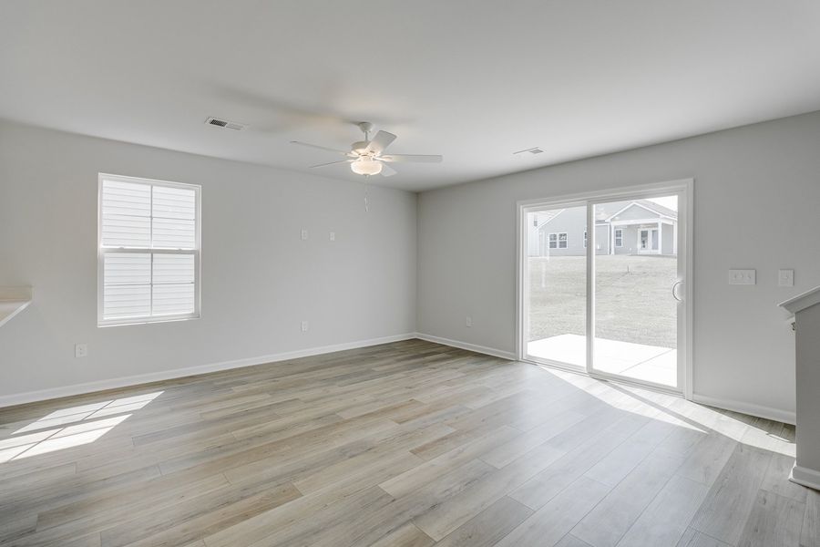 Spacious, unfurnished interior of a new home in Winston Point, Gilbert (Image 11). Spacious, unfurnished interior of a new home in Winston Point, Gilbert (Image 11).