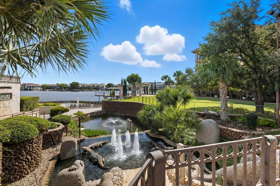 View of home's community