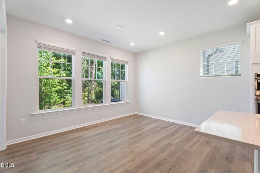 17-web-or-mls-DSC06802 17-web-or-mls-DSC06802