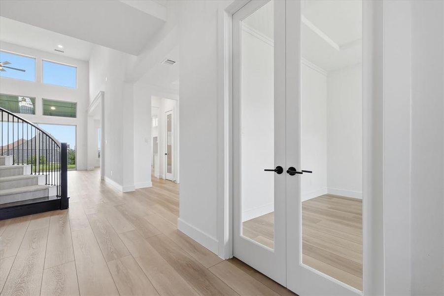 Spacious, unfurnished interior of a new home in Cambridge Estates - Harwood, Prosper (Image 15). Spacious, unfurnished interior of a new home in Cambridge Estates - Harwood, Prosper (Image 15).
