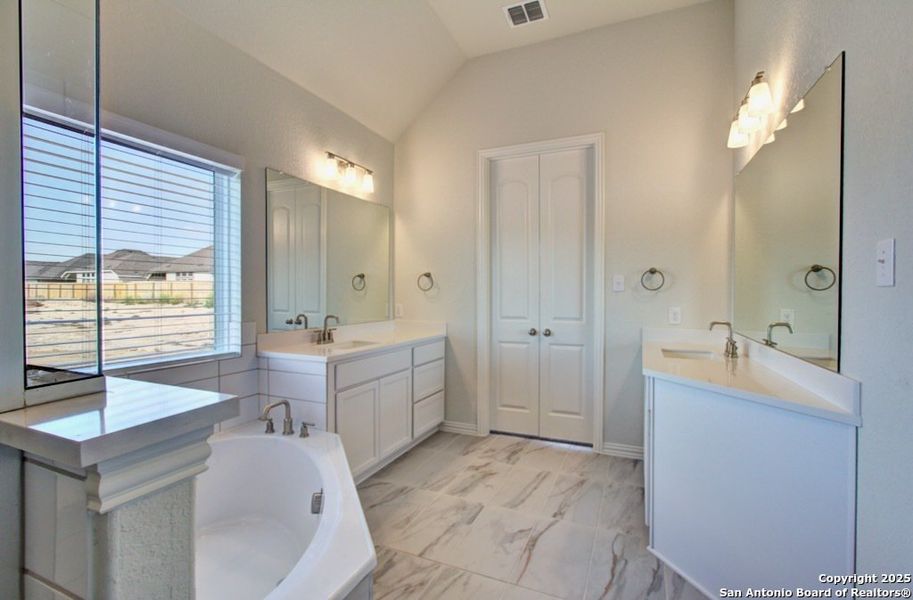 Furnished interior view inside a new home in Veranda, San Antonio (Image 8).
