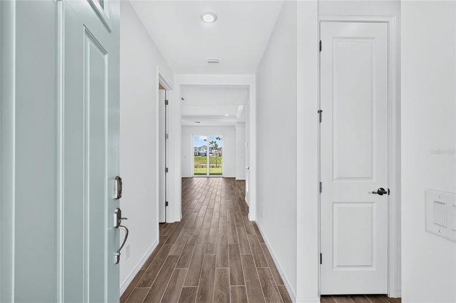 Spacious, unfurnished interior of a new home in The Sanctuary – Resort Collection, Punta Gorda (Image 15).