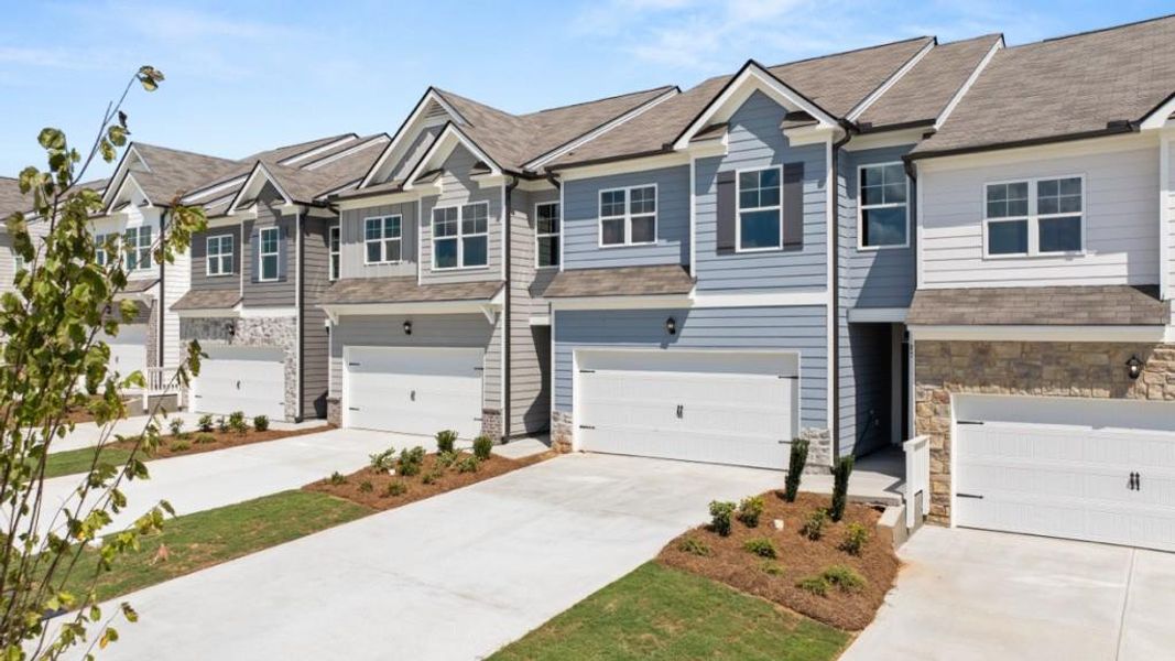 Front exterior of a new home in Rolling Meadows, Jasper, GA, highlighting curb appeal (Image 2).