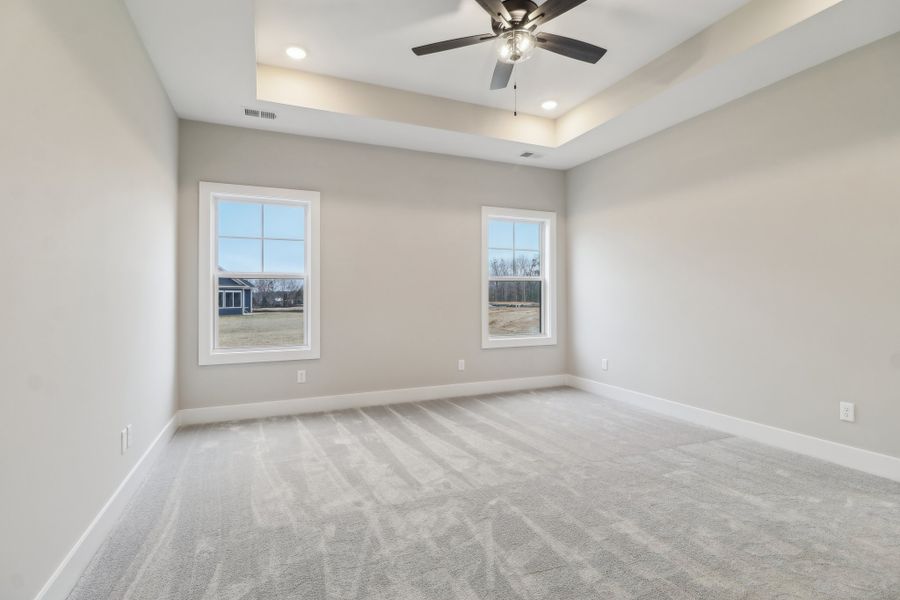 Representative unfurnished interior of a home built from the Ashbourne II by Great Southern Homes in Collins Cove, Chapin (Image 40).