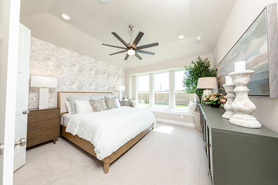 Representative furnished interior of a home built from the Cambridge by Beazer Homes in Ellwood: Signature Collection, Iowa Colony (Image 15). Representative furnished interior of a home built from the Cambridge by Beazer Homes in Ellwood: Signature Collection, Iowa Colony (Image 15).