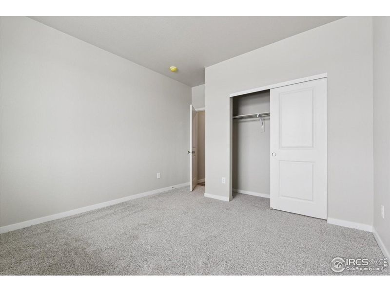 Spacious, unfurnished interior of a new home in The Overlook at Johnstown Farms, Johnstown (Image 15).