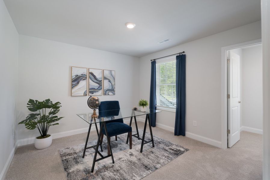 Representative furnished interior of a home built from the 3320 by Adams Homes in Falls of the Cape, Lillington (Image 30).