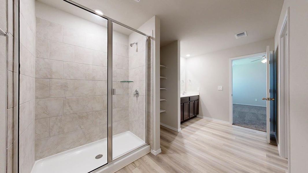 Furnished interior view inside a new home in Turnbo Ranch, Killeen (Image 12).