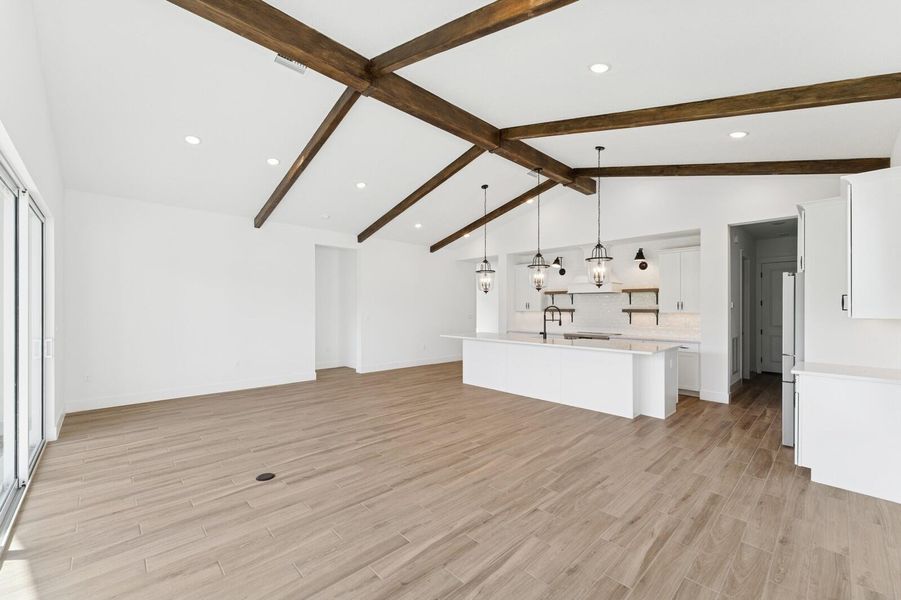 Spacious, unfurnished interior of a new home in , Stuart (Image 43).