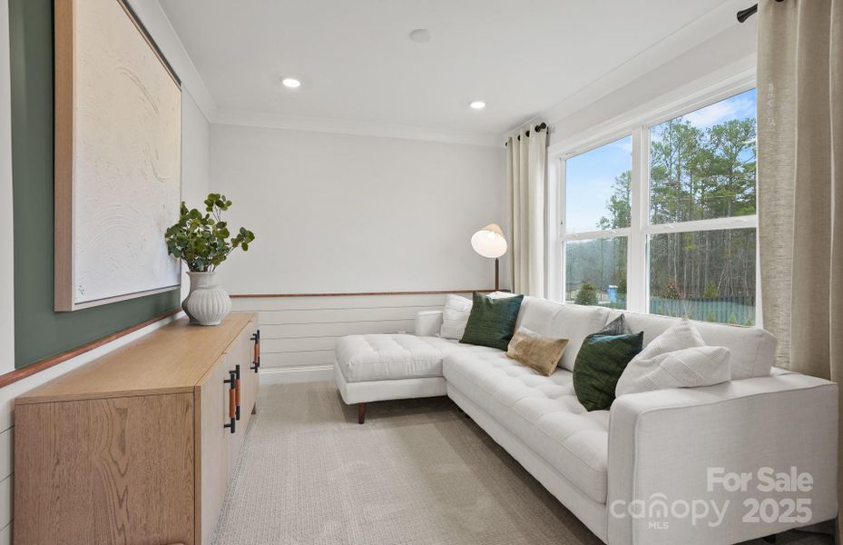 Owner's Suite Sitting Area