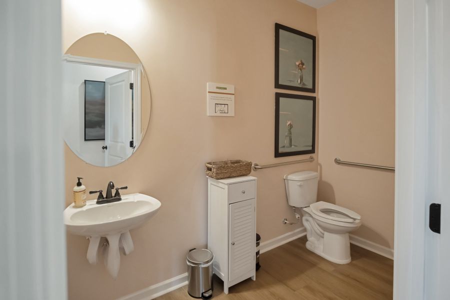 Furnished interior view inside a new home in Hampshire Hills, Columbia (Image 10).