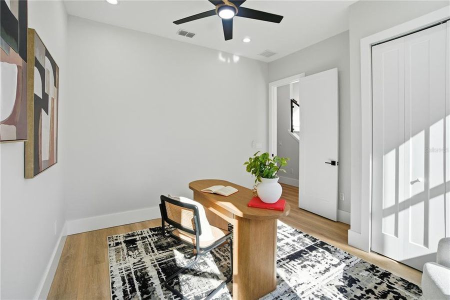 Furnished interior view inside a new home in , Belle Isle (Image 42).