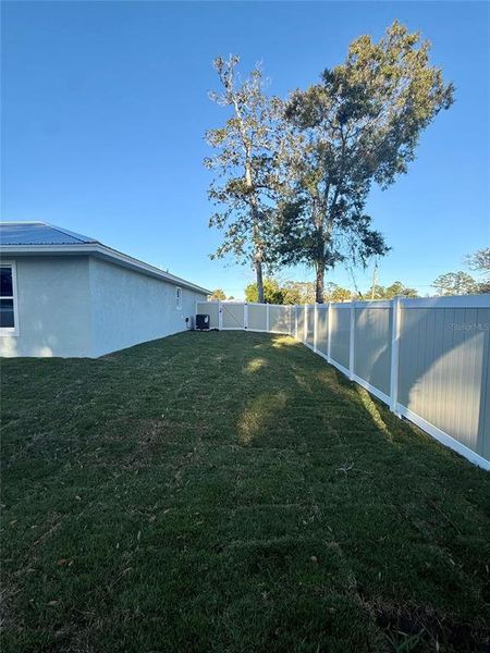 Exterior details and patio area of a home in , Bunnell (Image 16).