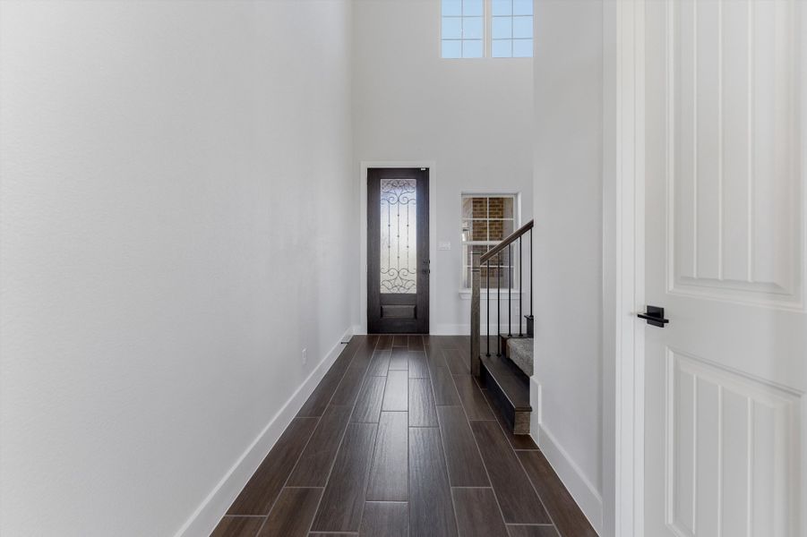 Spacious, unfurnished interior of a new home in Fannin Ranch, Leonard (Image 15).