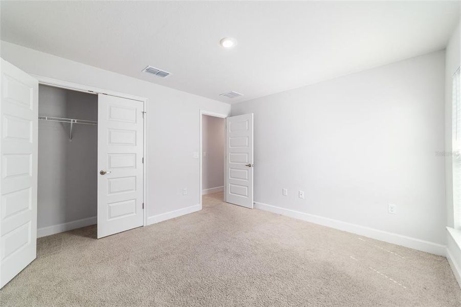 Spacious, unfurnished interior of a new home in Brookhaven, Ocala (Image 62).