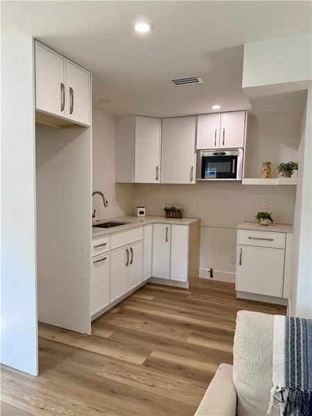 Furnished interior view inside a new home in , Dunwoody (Image 42).