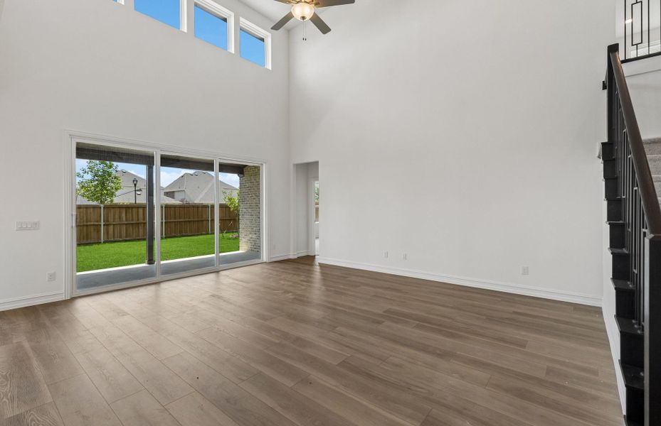 Spacious, unfurnished interior of a new home in Wellington, Fort Worth (Image 22).